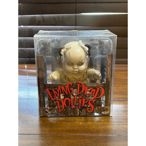 Mezco Posey Living Dead Dollies LDD Series 1 Horror Gothic Doll - Picture 1 of 7